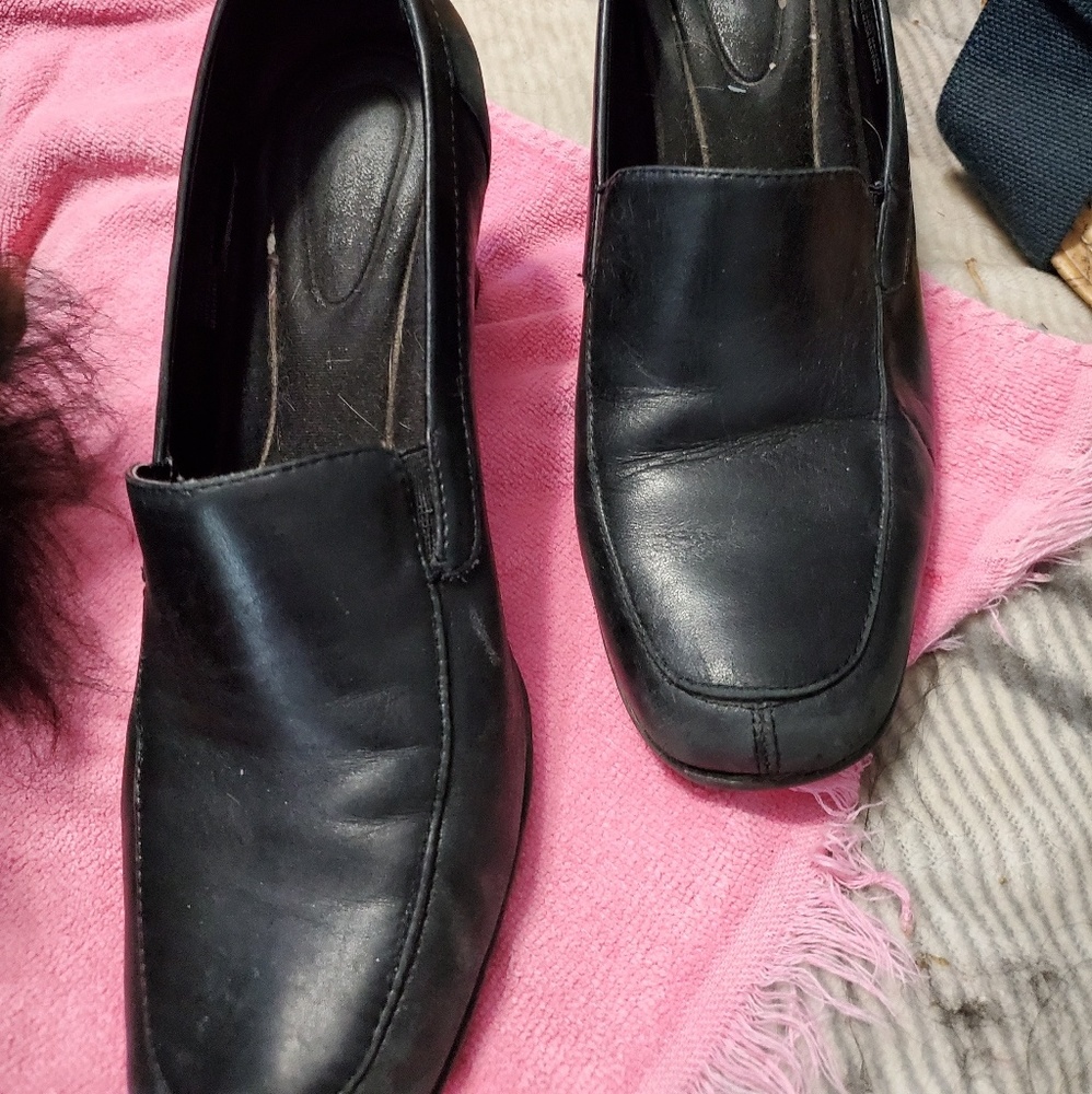 Black Leather Business Heel